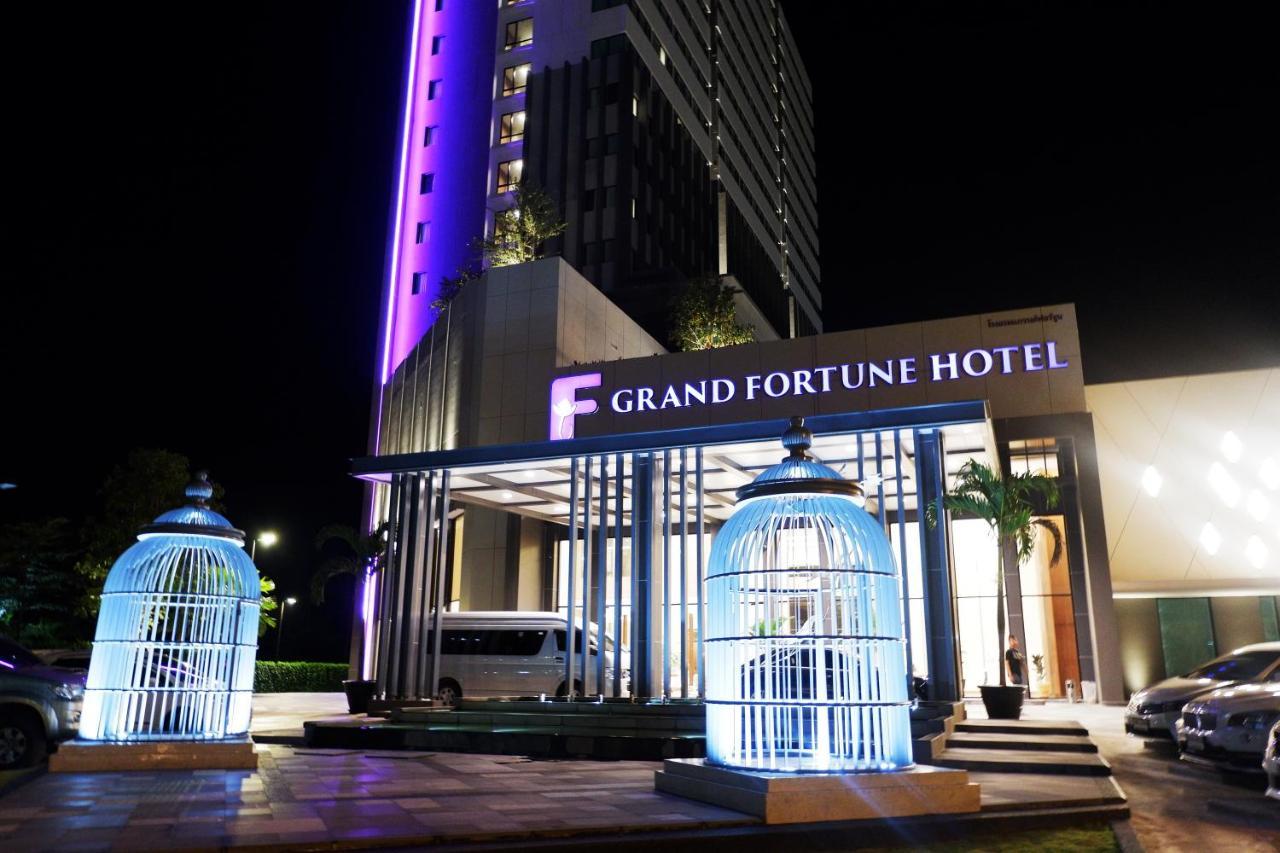 Grand Fortune Hotel Nakhon Szi Thammarat Kültér fotó